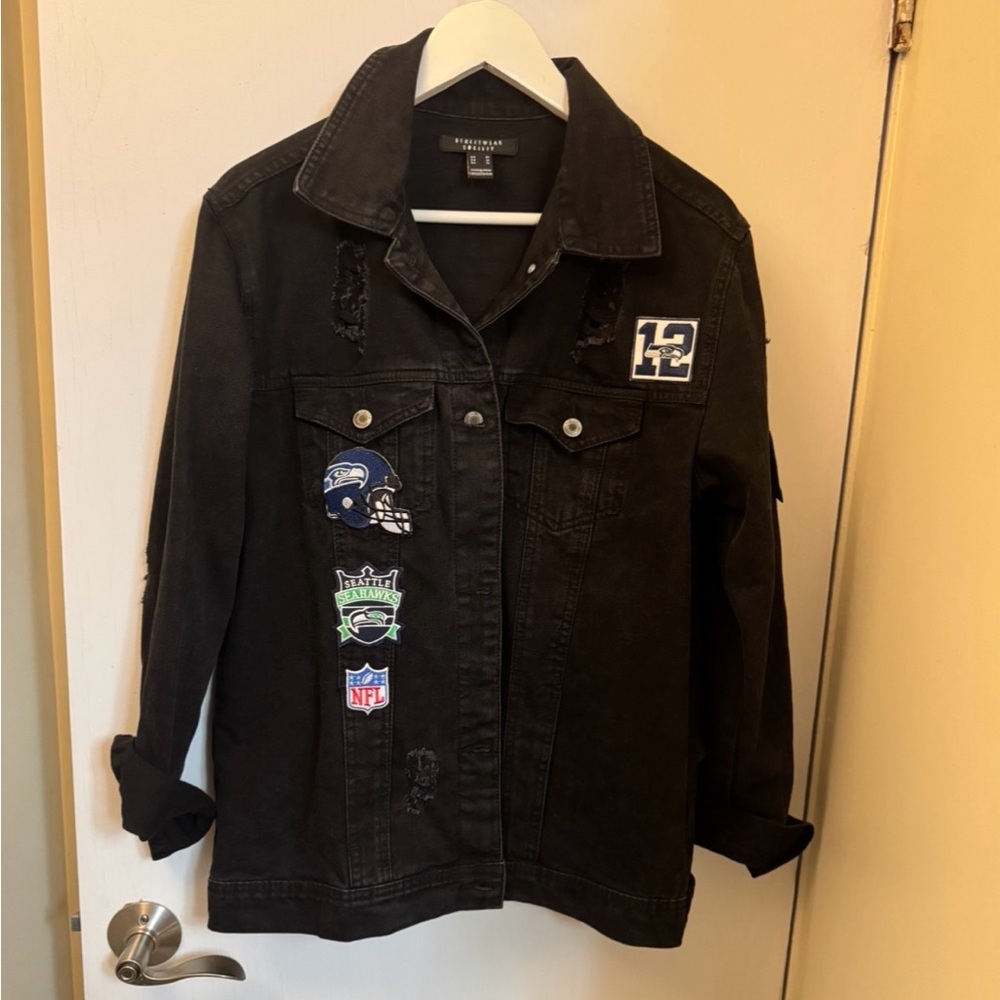 Streetwear Women’s Black Denim Jacket with Football Patches